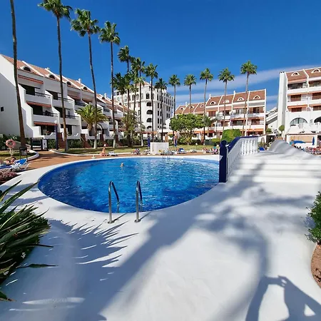 Mit Gemeinschaftspool Apartman